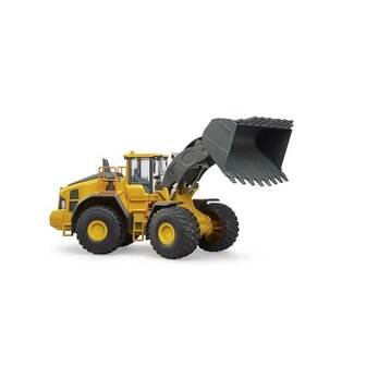 Bruder 02458 Volvo L260H Shovel