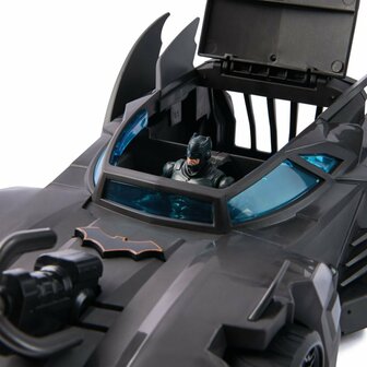 DC Batman Crusader Bundle Batmobile + Figuren