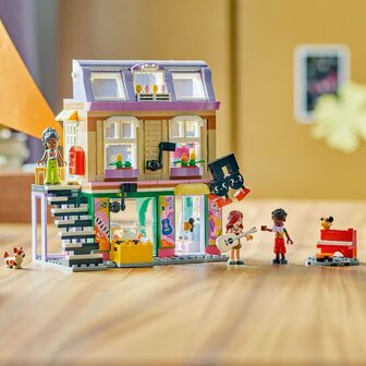 Lego Friends 42653 Muziekwinkel en Appartement