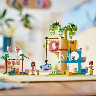 Lego Friends 42666 Kattenverjaardagsfeestje en Boomhut