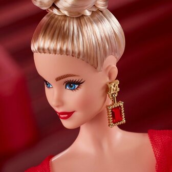 Barbie Signature Mattel 80th Annuversary