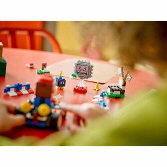 Lego Super Mario 72043 Interactieve Mario en Standaardkart