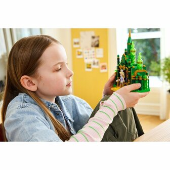 Lego Wicked 75689 Emerald City en Kiamo Ko Kasteel