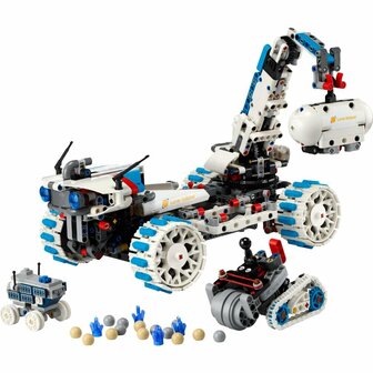 Lego Technic 42211 Lunar Outpost Maanrover Ruimtevoertuig