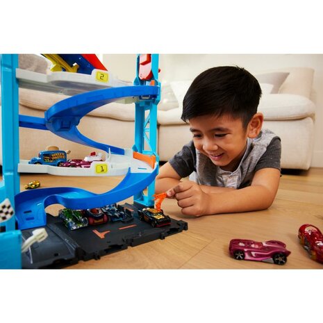 Hot Wheels City Transforming Race Tower