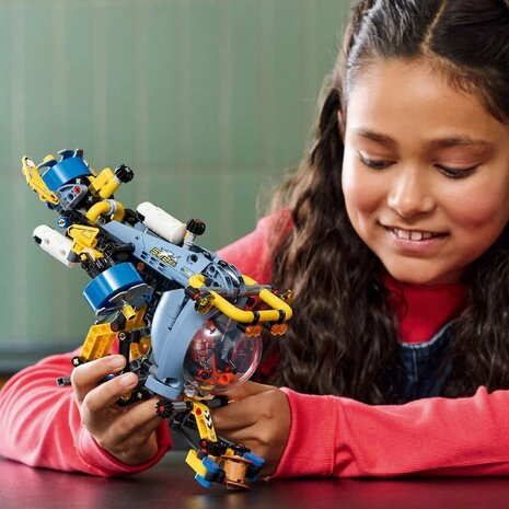 Lego Technic 42201 Onderzeeër voor Diepzeeonderzoek