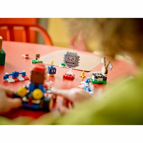 Lego Super Mario 72043 Interactieve Mario en Standaardkart